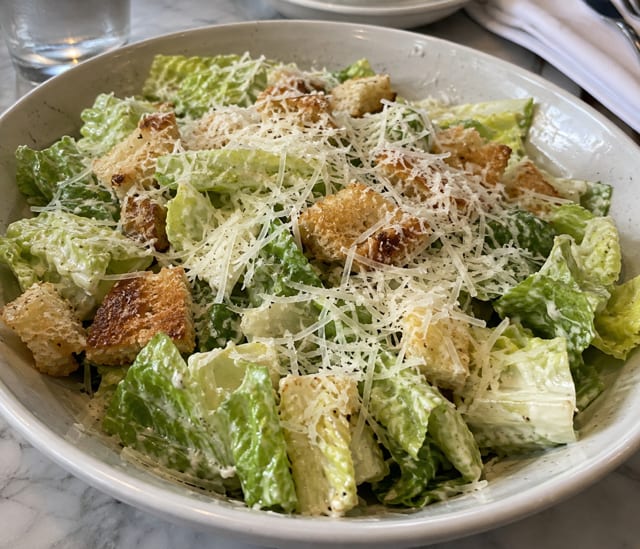 De Caesar Salad.