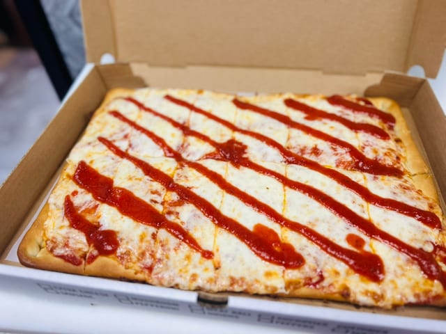 Square Sweet Sauce Pizza.